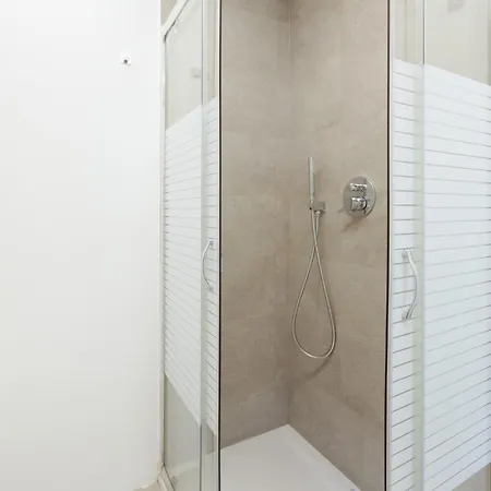 Apartamento Lovely Near Piazza Cinque Giornate